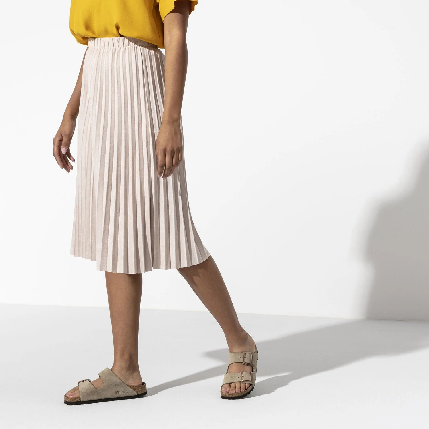 Birkenstock Arizona Soft Footbed Taupe Suede Leather Sandal - Taupe- Regular/Wide 8 Birkenstock Arizona Soft Footbed Taupe Suede Leather Sandal - Taupe- Regular/Wide - Image 6